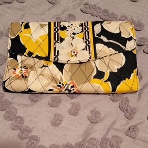 Vera Bradley VB wallet dogwood